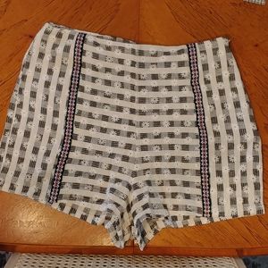 Flying Tomato Shorts